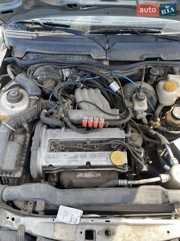 Седан Daewoo Nexia 2008 в Полтаві