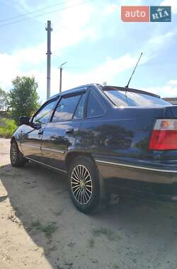 Седан Daewoo Nexia 2007 в 