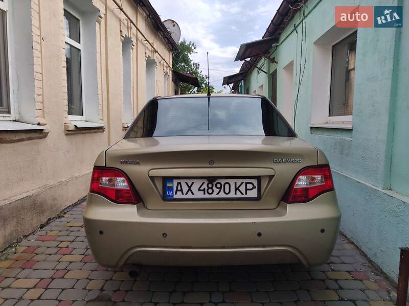 Седан Daewoo Nexia 2008 в Харькове