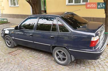Седан Daewoo Nexia 2008 в 