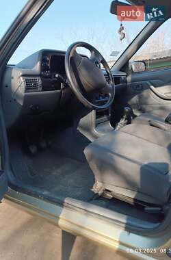 Седан Daewoo Nexia 2005 в 