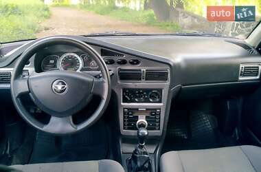 Седан Daewoo Nexia 2008 в 