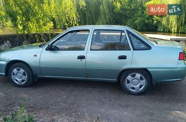 Седан Daewoo Nexia 2008 в 