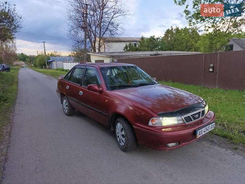 Седан Daewoo Nexia 2006 в 
