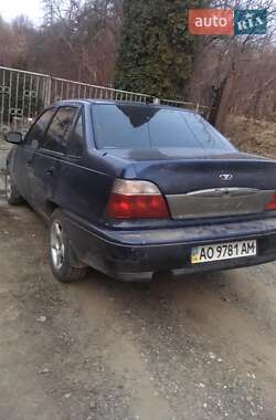 Седан Daewoo Nexia 2008 в Хусте