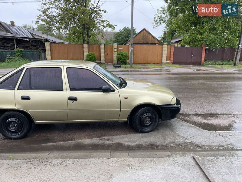 Седан Daewoo Nexia 2008 в Житомире