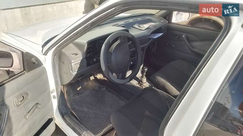 Седан Daewoo Nexia 2007 в Кропивницком