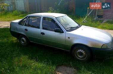 Седан Daewoo Nexia 2009 в 