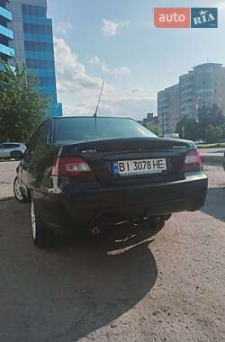 Седан Daewoo Nexia 2011 в 