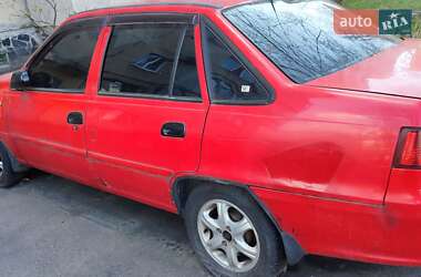 Седан Daewoo Nexia 2012 в 