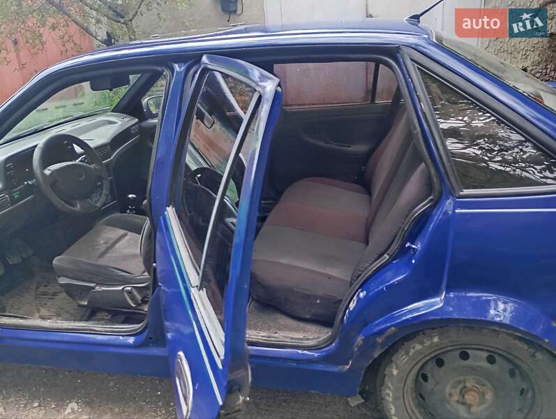 Седан Daewoo Nexia 2007 в Харькове