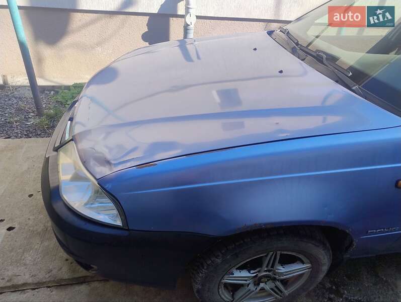 Седан Daewoo Nexia 2009 в Ужгороді