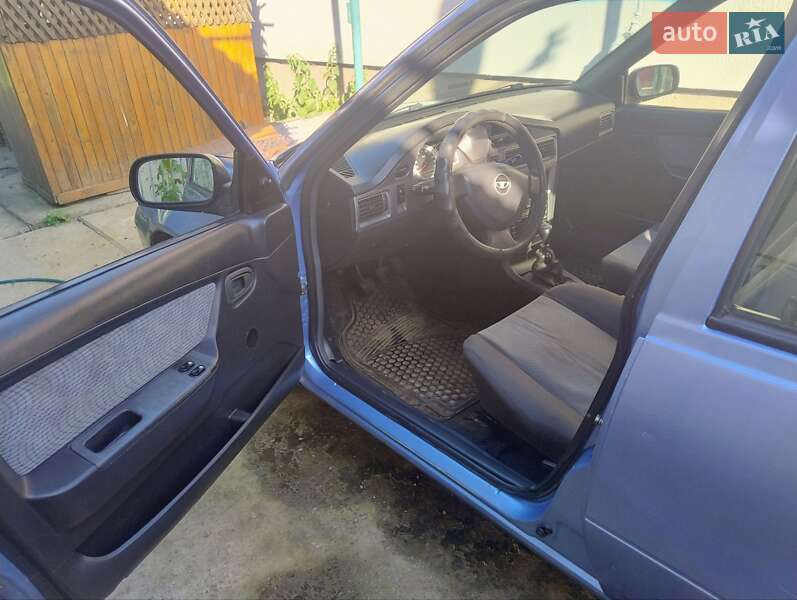 Седан Daewoo Nexia 2009 в Ужгороді