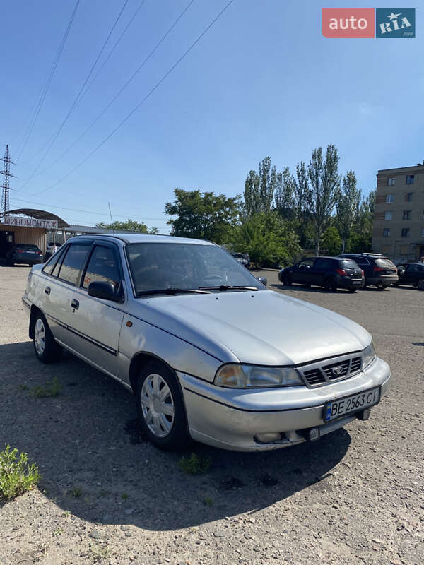Седан Daewoo Nexia 2008 в 