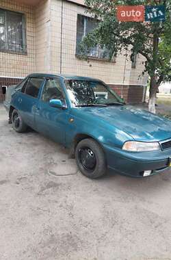Седан Daewoo Nexia 1995 в Кривом Роге