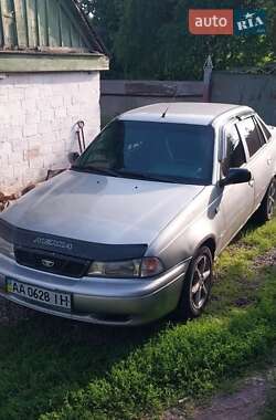 Седан Daewoo Nexia 1995 в Новоукраинке