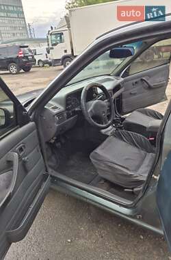 Седан Daewoo Nexia 2005 в 