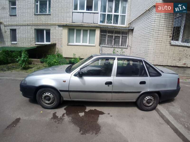 Седан Daewoo Nexia 2011 в Житомире