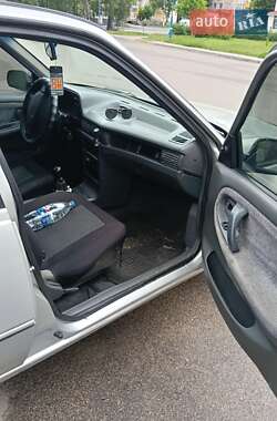 Седан Daewoo Nexia 2006 в 