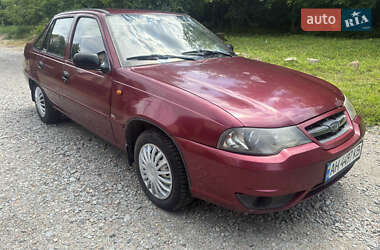 Седан Daewoo Nexia 2012 в Киеве