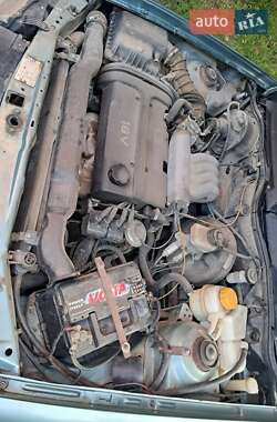 Седан Daewoo Nexia 2008 в 