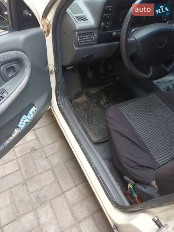 Седан Daewoo Nexia 2008 в Кролевці