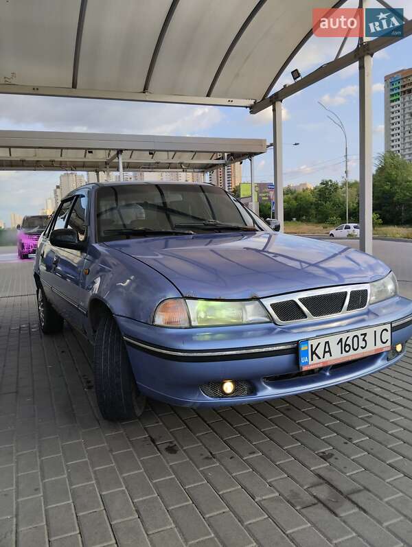 Седан Daewoo Nexia 2007 в Киеве