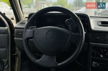 Седан Daewoo Nexia 2006 в 