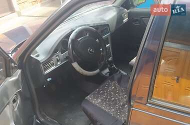 Седан Daewoo Nexia 2008 в 
