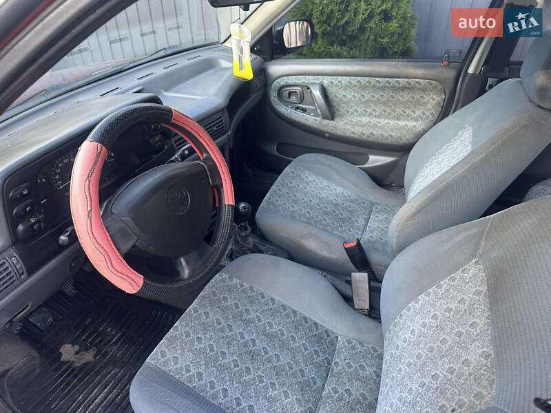 Седан Daewoo Nexia 2007 в Краматорську