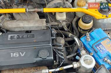 Седан Daewoo Nexia 2008 в 