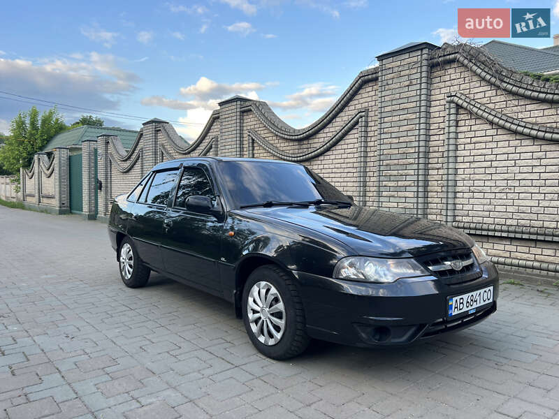 Седан Daewoo Nexia 2012 в Могилев-Подольске