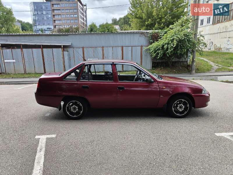 Седан Daewoo Nexia 2010 в Киеве фото 4 Седан Daewoo Nexia 2010 в Киеве