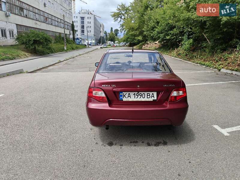Седан Daewoo Nexia 2010 в Киеве фото 6 Седан Daewoo Nexia 2010 в Киеве