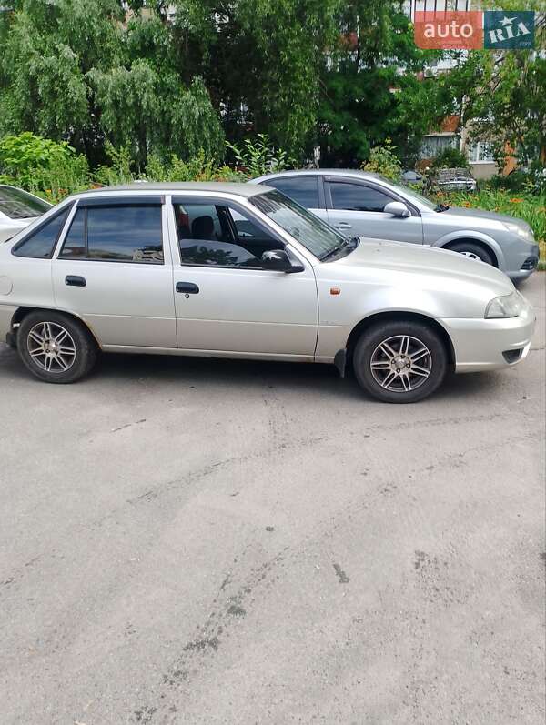 Седан Daewoo Nexia 2008 в Киеве фото 5 Седан Daewoo Nexia 2008 в Киеве