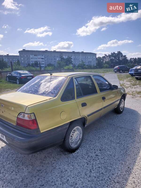 Седан Daewoo Nexia 2007 в Вараше
