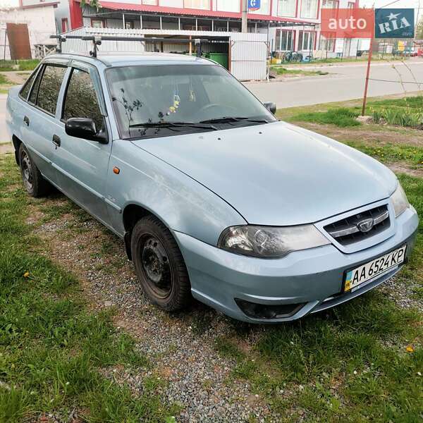 Седан Daewoo Nexia 2011 в Киеве