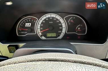 Седан Daewoo Nexia 2008 в 