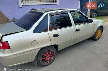 Седан Daewoo Nexia 2008 в 
