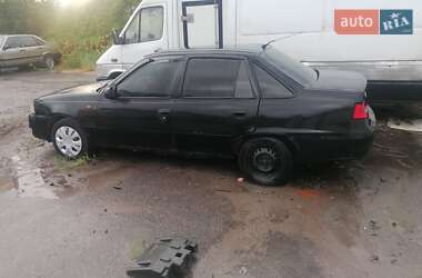 Седан Daewoo Nexia 2012 в 