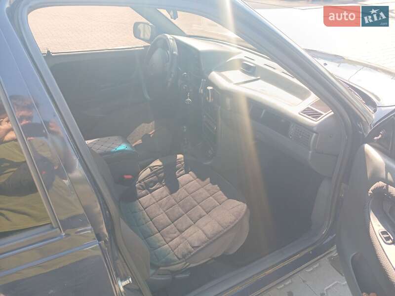 Седан Daewoo Nexia 2008 в Нововолинську