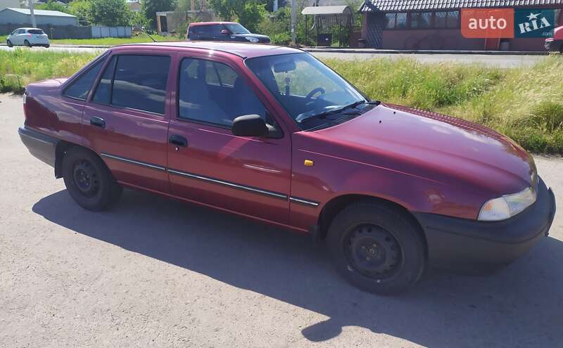 Седан Daewoo Nexia 2007 в Ровно
