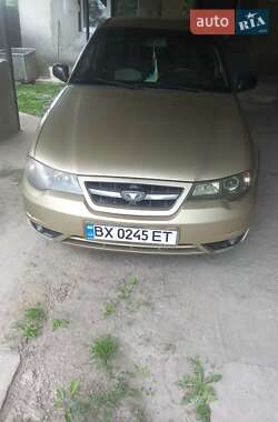 Седан Daewoo Nexia 2011 в 