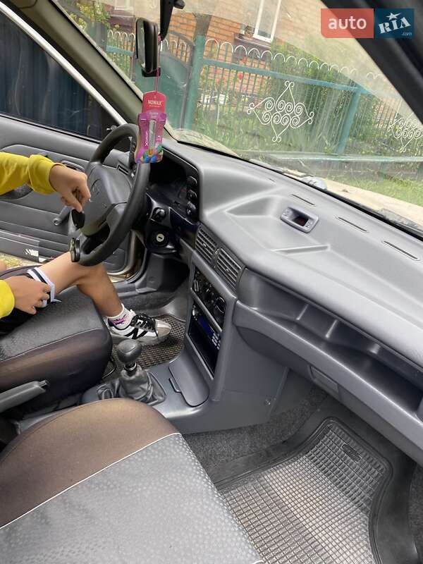 Седан Daewoo Nexia 2008 в Хмельницькому