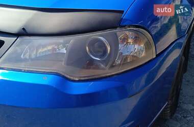 Седан Daewoo Nexia 2012 в 