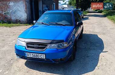 Седан Daewoo Nexia 2012 в 