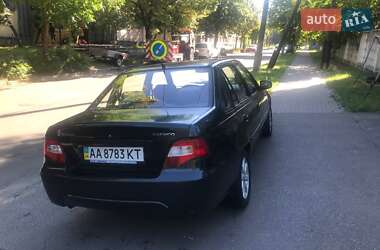 Седан Daewoo Nexia 2011 в 