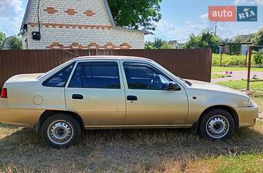 Седан Daewoo Nexia 2008 в Сумах