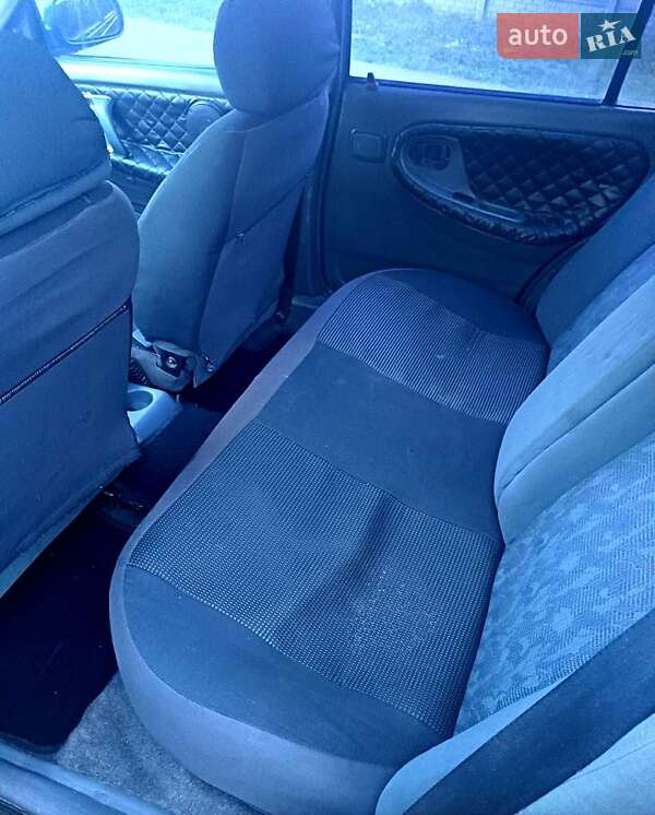 Седан Daewoo Nexia 1996 в Черкассах