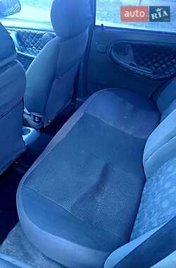 Седан Daewoo Nexia 1996 в 